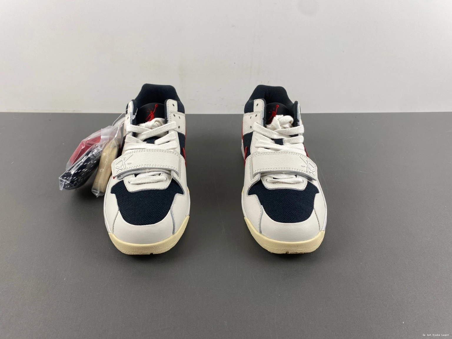 Jordan Jack FZ8117-101 Travis Scott Jumpman 0104